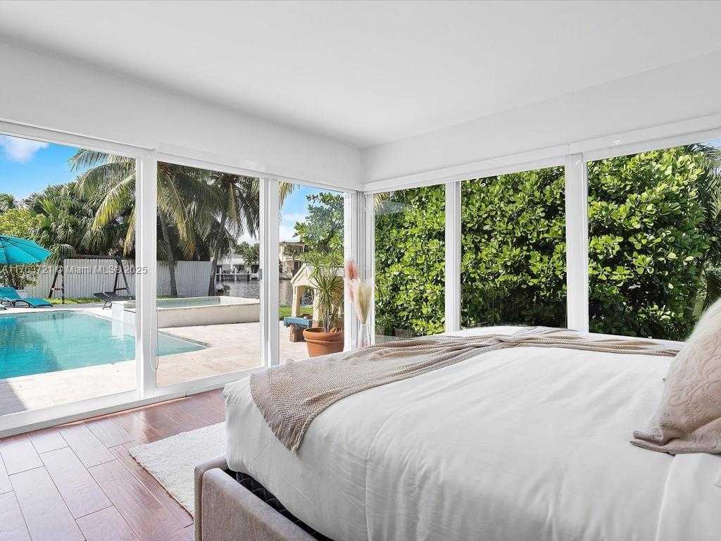 Small Image of 16473 NORTH EAST 31ST AVE, North Miami Beach Number 6