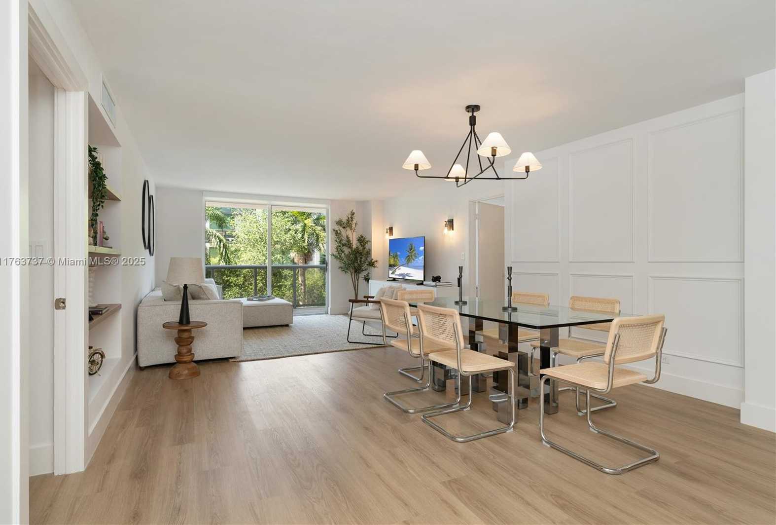 Small Image of 6039 COLLINS AVE #429, Miami Beach Number 7