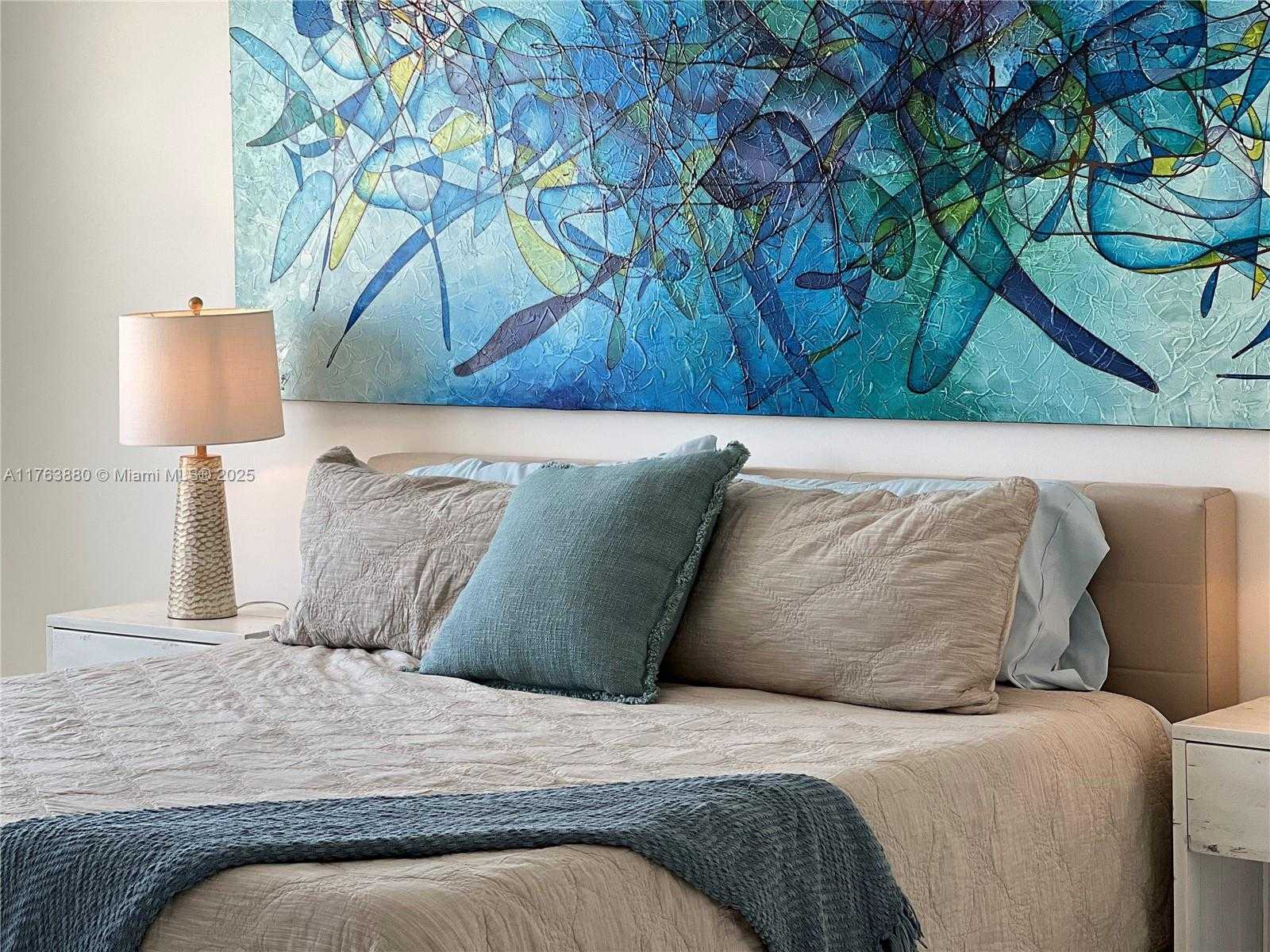 Small Image of 1800 COLLINS AVE #12B, Miami Beach Number 12