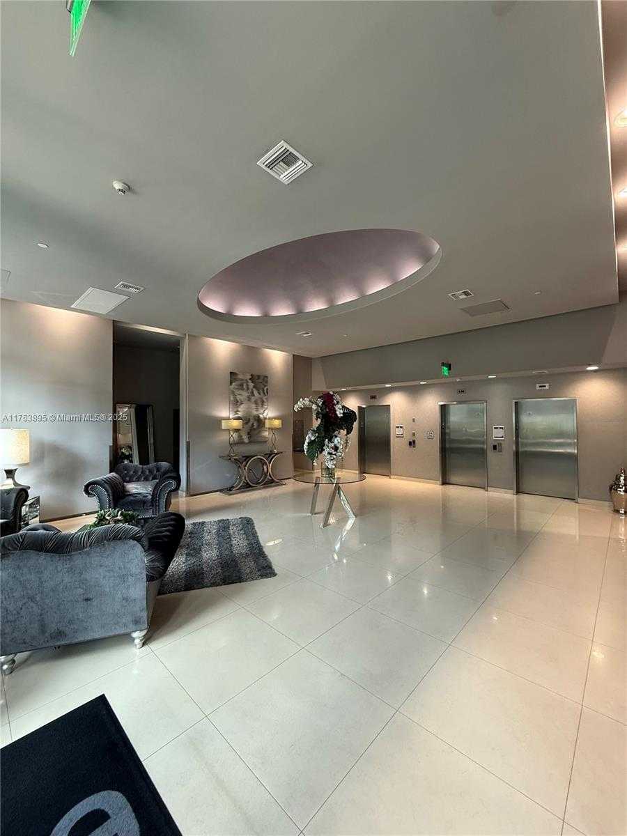Small Image of 275 NORTH EAST 18 ST #2103, Miami Number 13