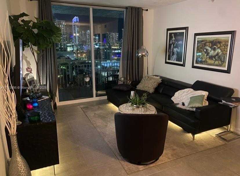 Small Image of 275 NORTH EAST 18 ST #2103, Miami Number 19