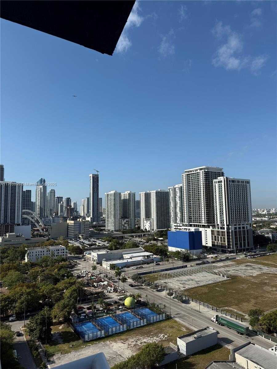 Small Image of 275 NORTH EAST 18 ST #2103, Miami Number 30