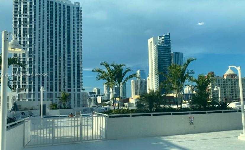 Small Image of 275 NORTH EAST 18 ST #2103, Miami Number 40