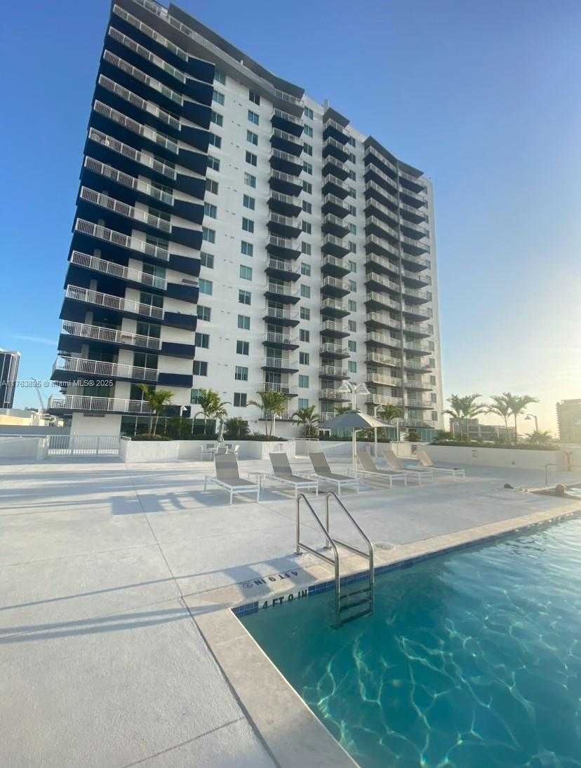 Small Image of 275 NORTH EAST 18 ST #2103, Miami Number 42