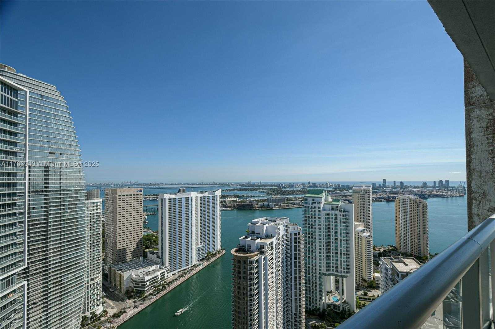 Small Image of 495 BRICKELL AVE #5102, Miami Number 12