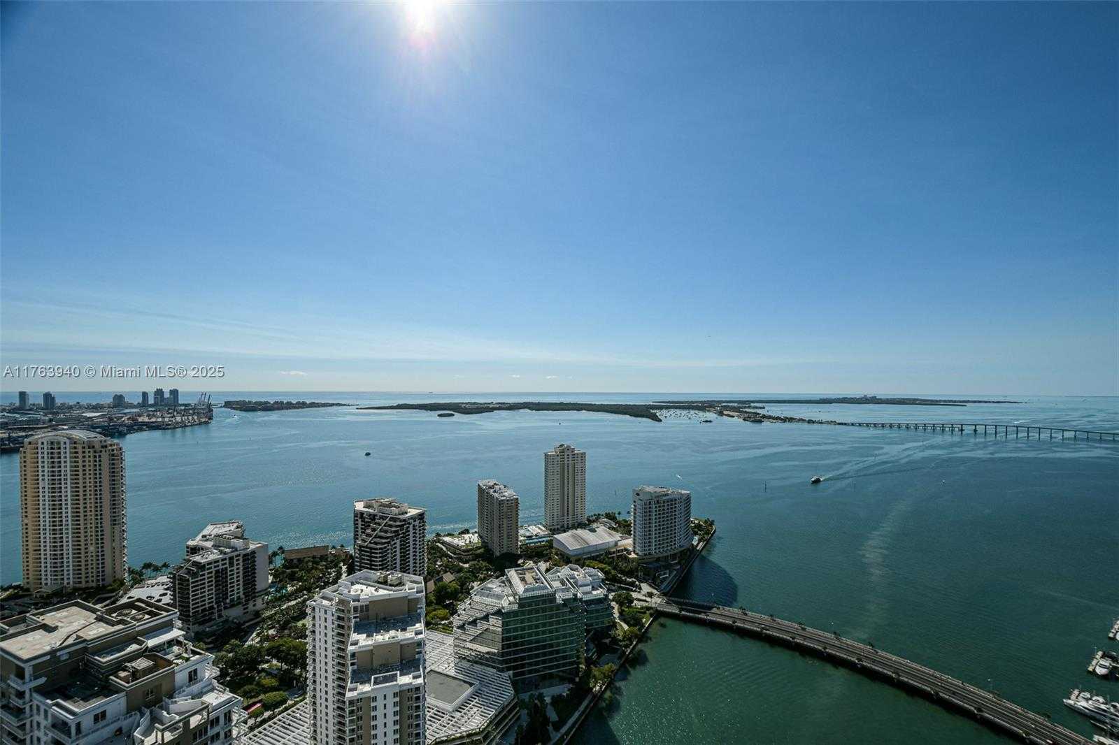 Small Image of 495 BRICKELL AVE #5102, Miami Number 13