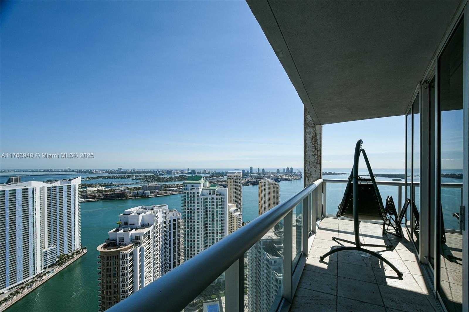 Small Image of 495 BRICKELL AVE #5102, Miami Number 15