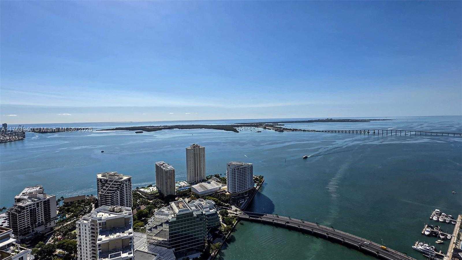 Small Image of 495 BRICKELL AVE #5102, Miami Number 4