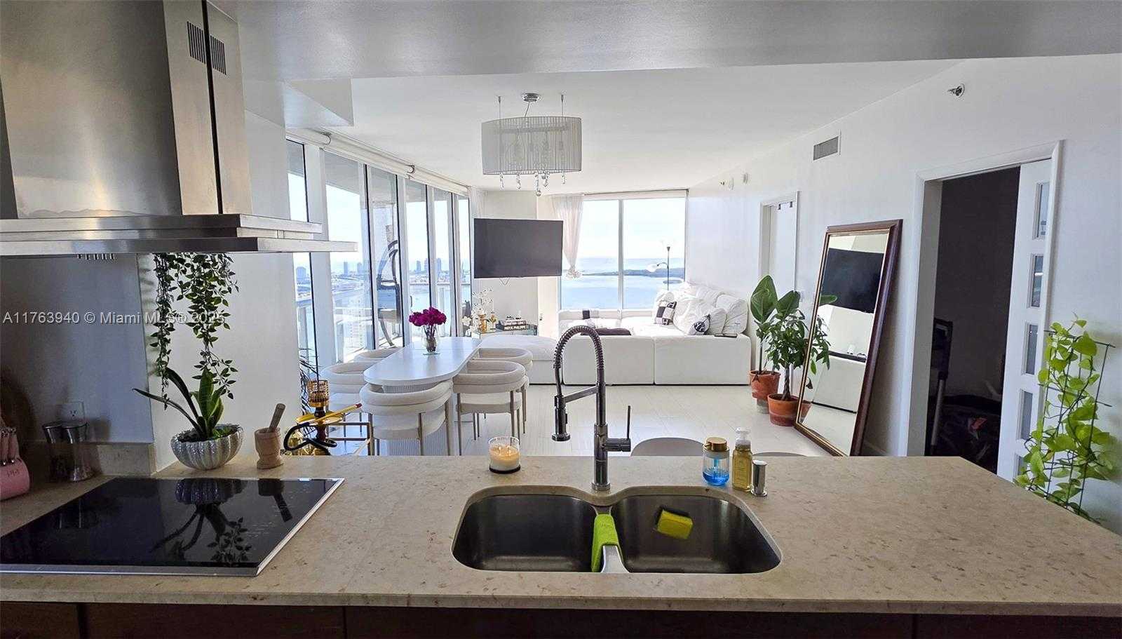 Small Image of 495 BRICKELL AVE #5102, Miami Number 5