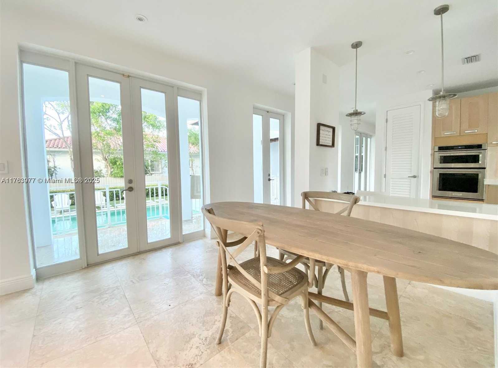 Small Image of 350 EAST WOODCREST, Key Biscayne Number 12