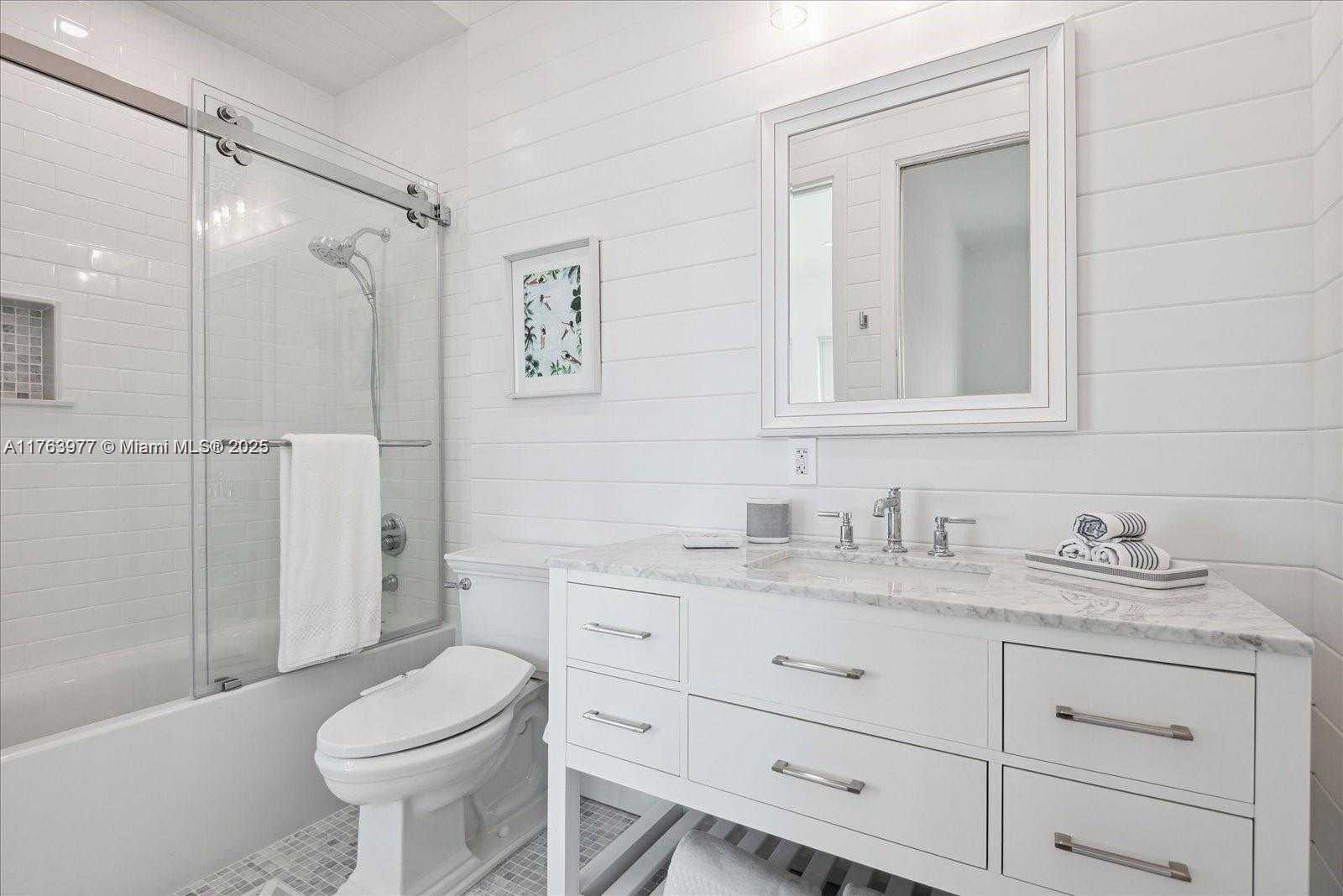 Small Image of 350 EAST WOODCREST, Key Biscayne Number 18
