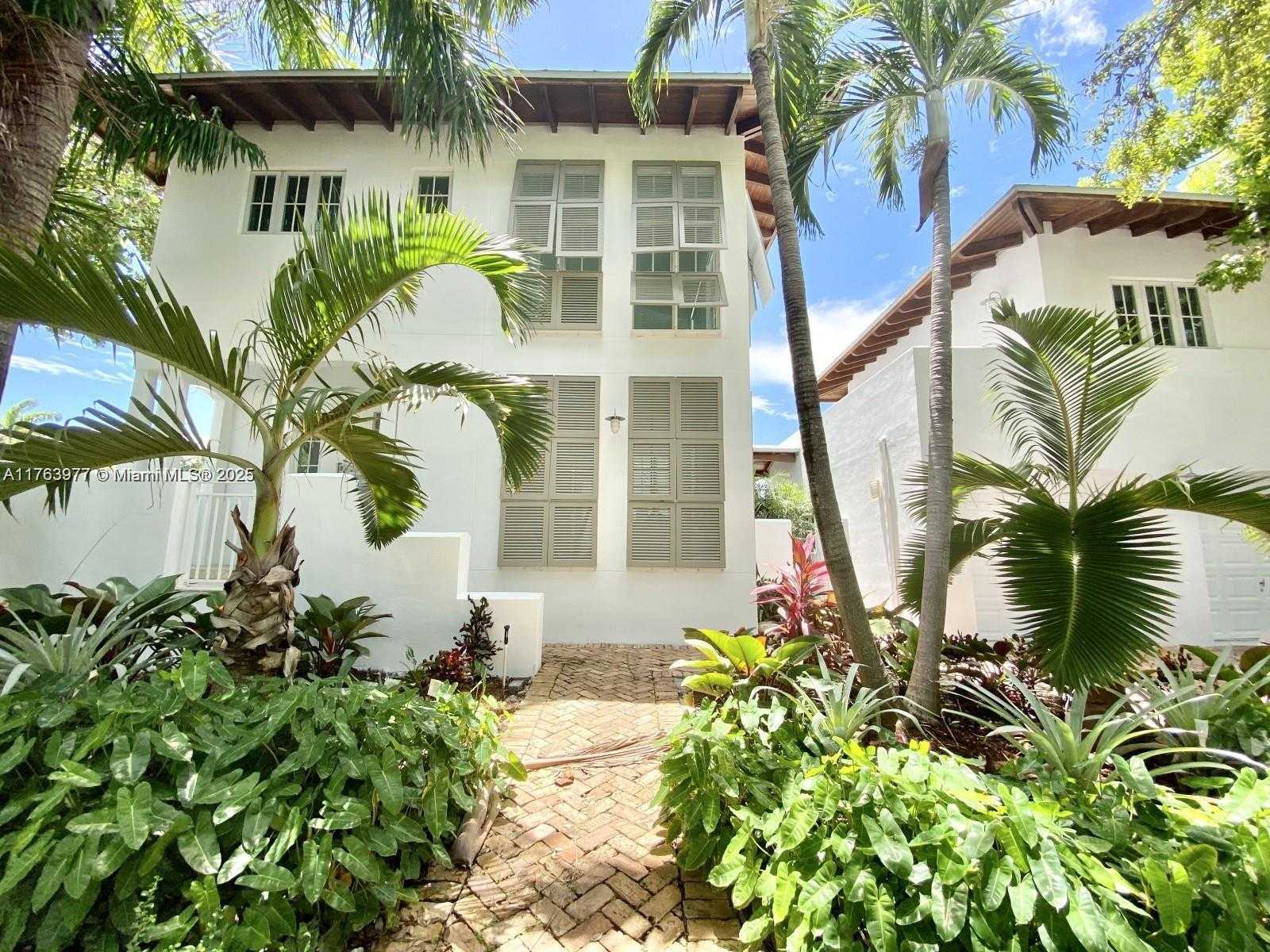 Small Image of 350 EAST WOODCREST, Key Biscayne Number 2