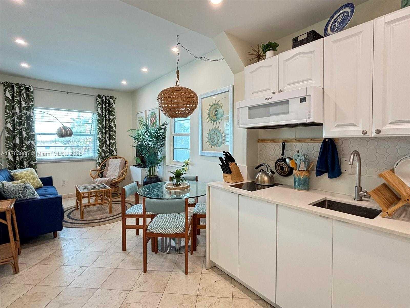 Small Image of 335 OCEAN DR #139, Miami Beach Number 5