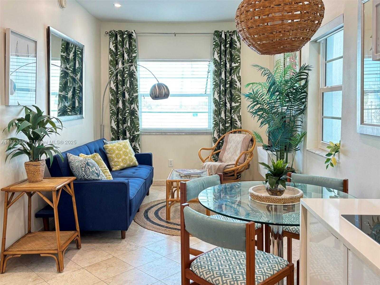 Small Image of 335 OCEAN DR #139, Miami Beach Number 6