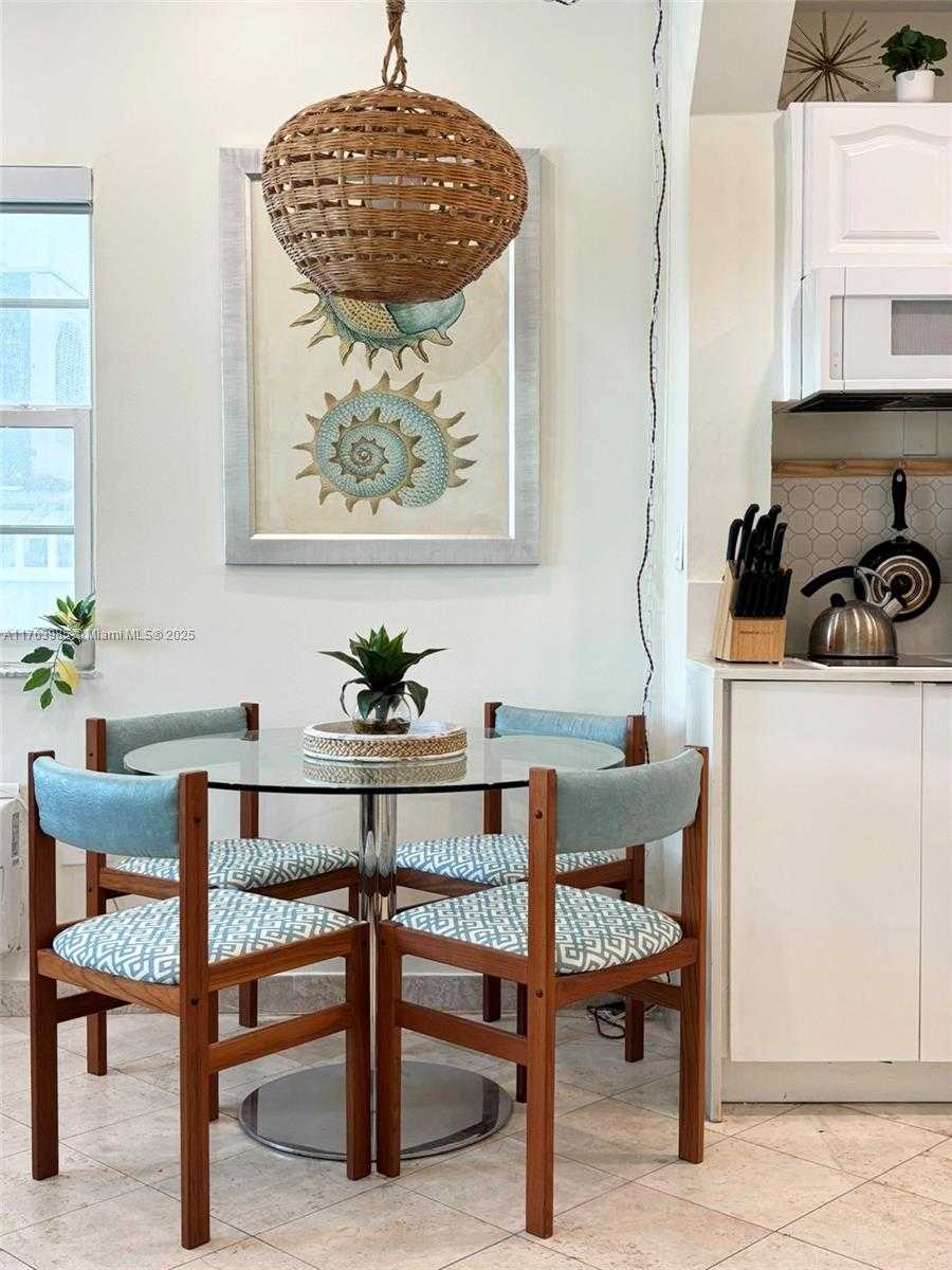 Small Image of 335 OCEAN DR #139, Miami Beach Number 9