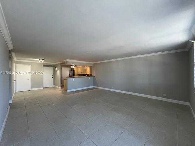 Small Image of 10101 EAST BAY HARBOR DR #301, Bay Harbor Islands Number 7