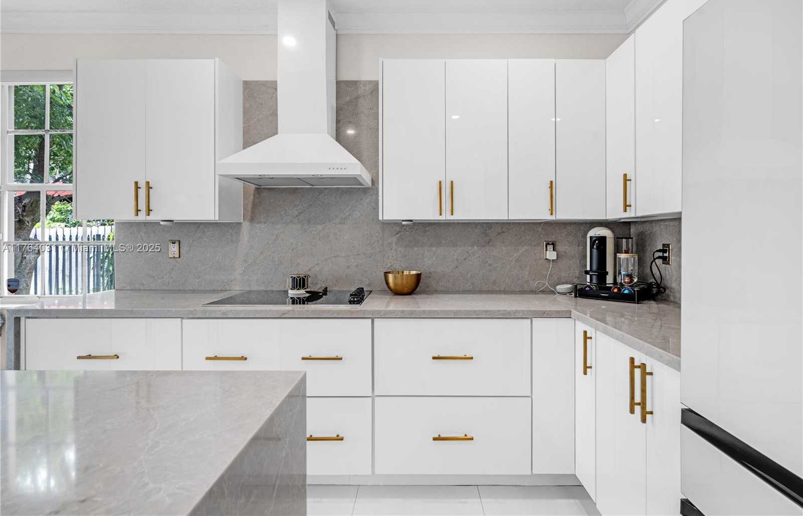 Small Image of 897 SOUTH WEST 152ND CT #897, Miami Number 13