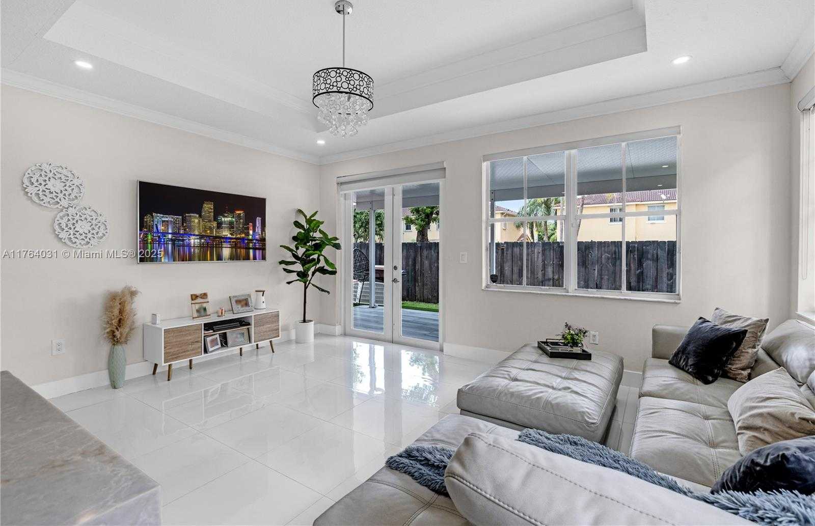 Small Image of 897 SOUTH WEST 152ND CT #897, Miami Number 14
