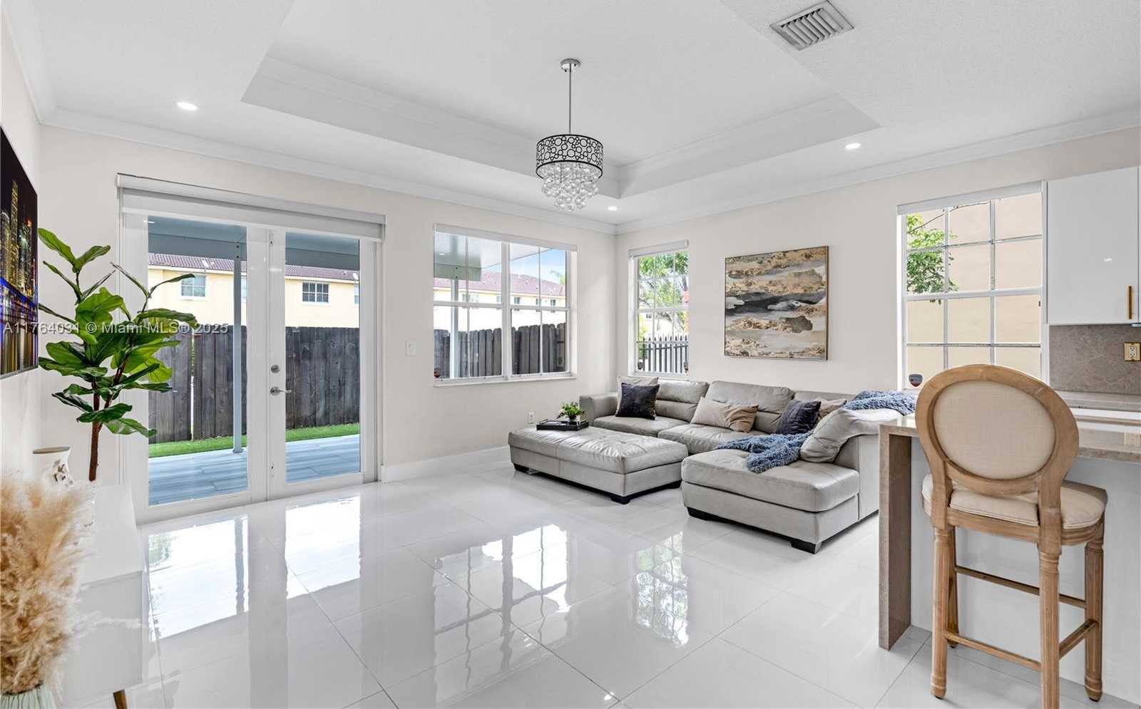 Small Image of 897 SOUTH WEST 152ND CT #897, Miami Number 8