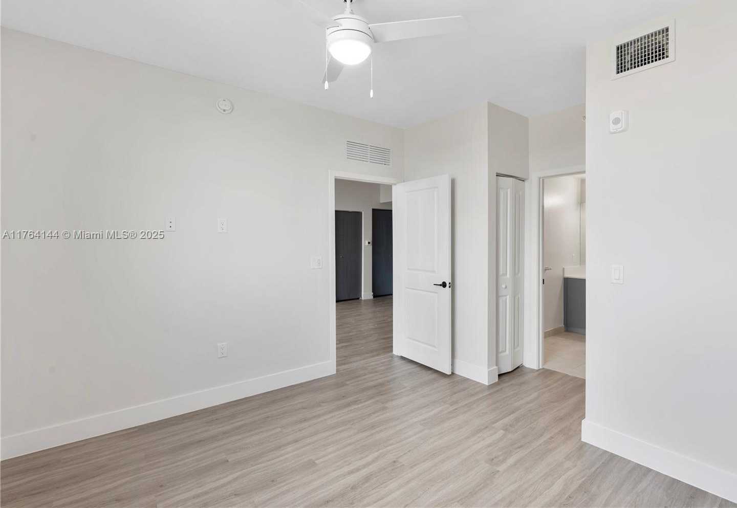 Small Image of 1559 NORTH WEST 15TH STREET RD #301, Miami Number 11