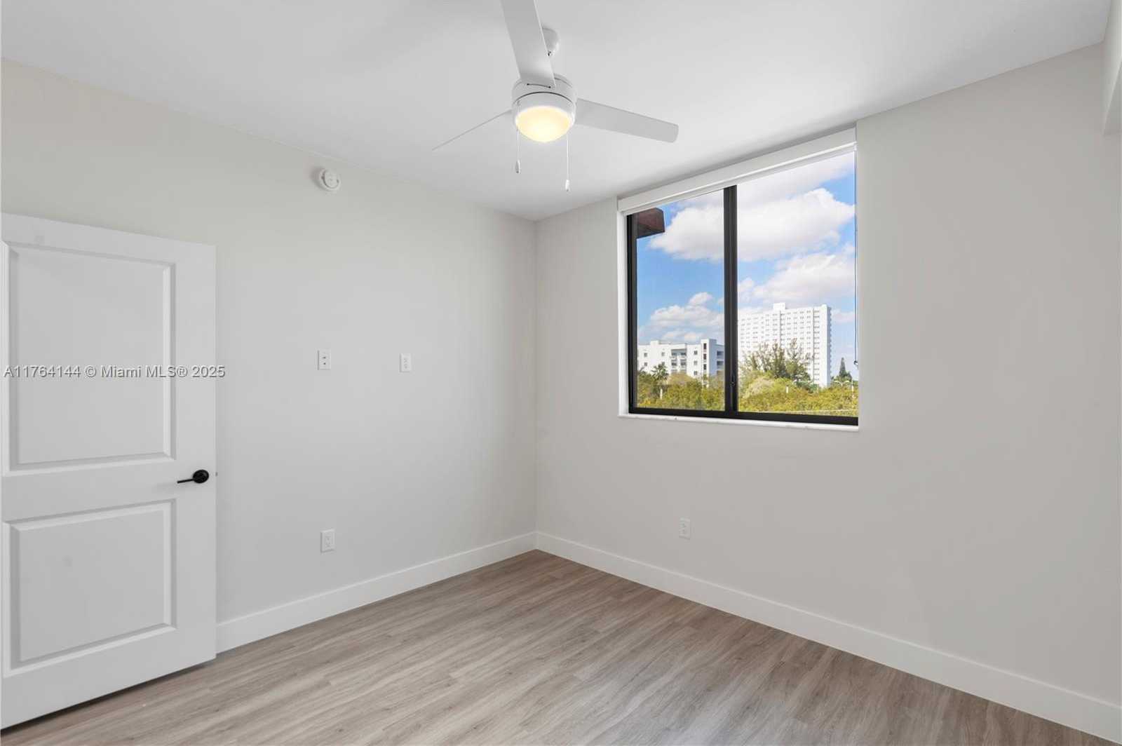 Small Image of 1559 NORTH WEST 15TH STREET RD #301, Miami Number 17