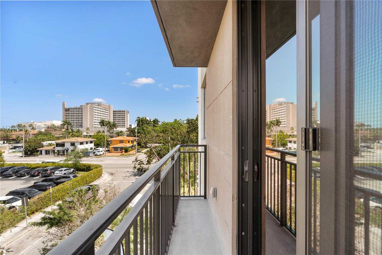 Small Image of 1559 NORTH WEST 15TH STREET RD #301, Miami Number 23