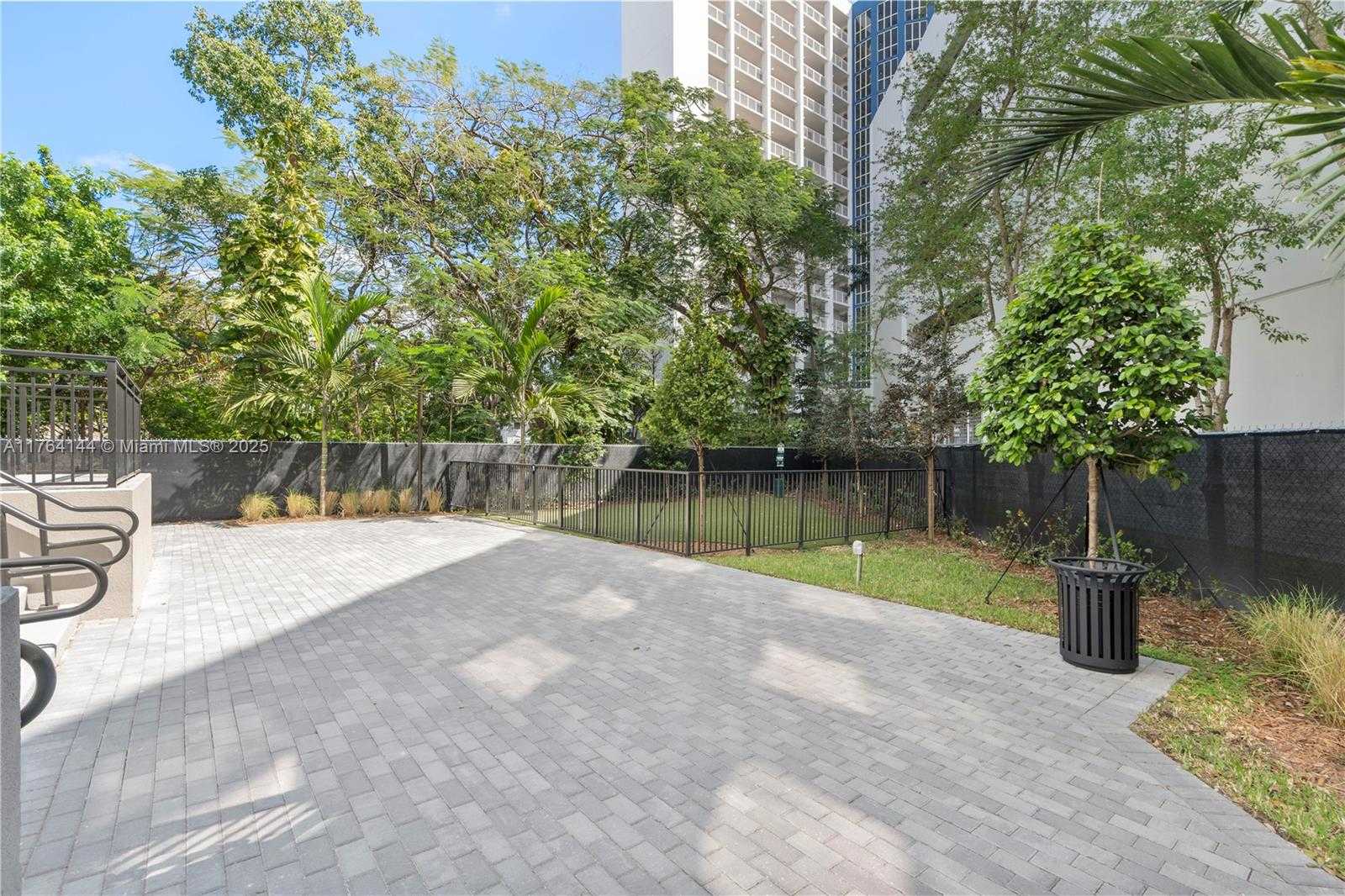 Small Image of 1559 NORTH WEST 15TH STREET RD #301, Miami Number 32