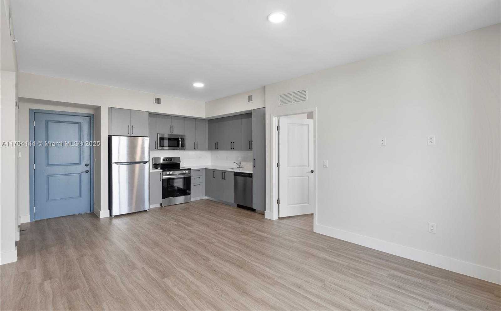 Small Image of 1559 NORTH WEST 15TH STREET RD #301, Miami Number 4