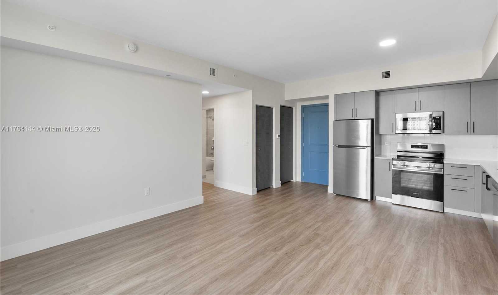 Small Image of 1559 NORTH WEST 15TH STREET RD #301, Miami Number 5