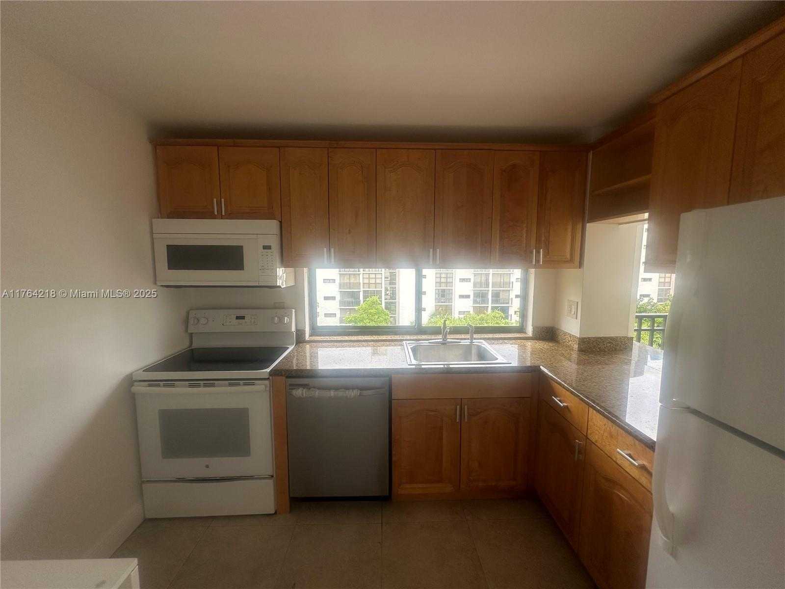 Small Image of 16909 #604, Sunny Isles Beach Number 2