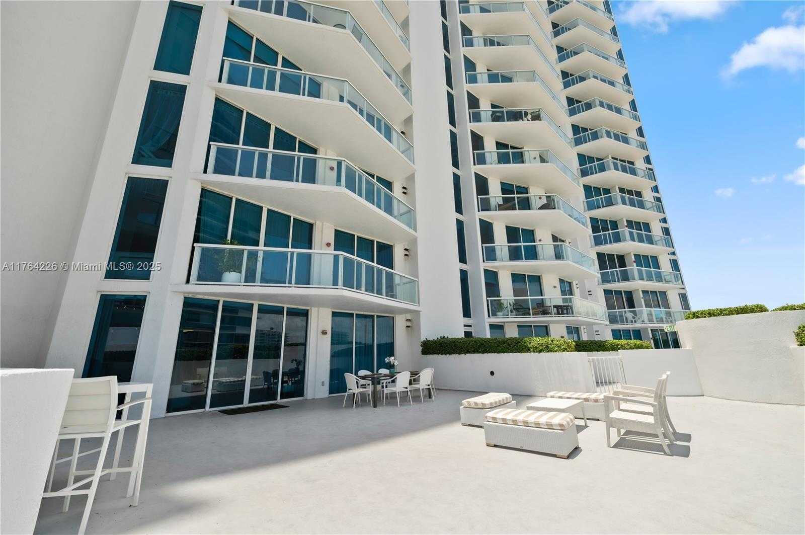Small Image of 6515 COLLINS AVE #601, Miami Beach Number 11