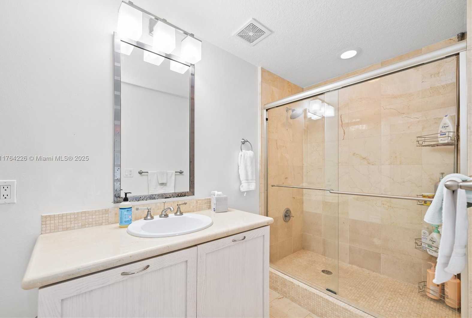 Small Image of 6515 COLLINS AVE #601, Miami Beach Number 8