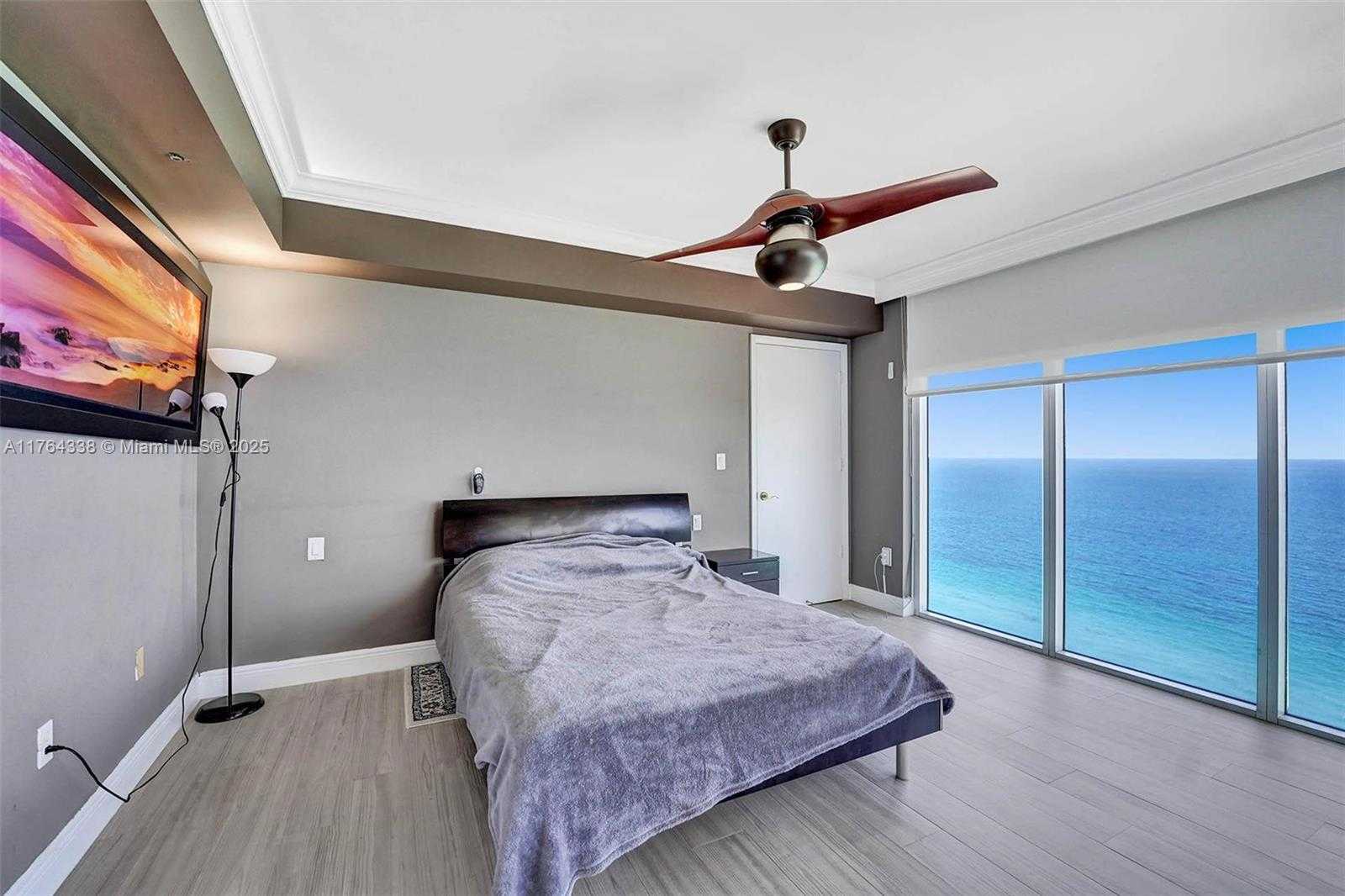 Small Image of 19111 COLLINS AVE #2304, Sunny Isles Beach Number 4
