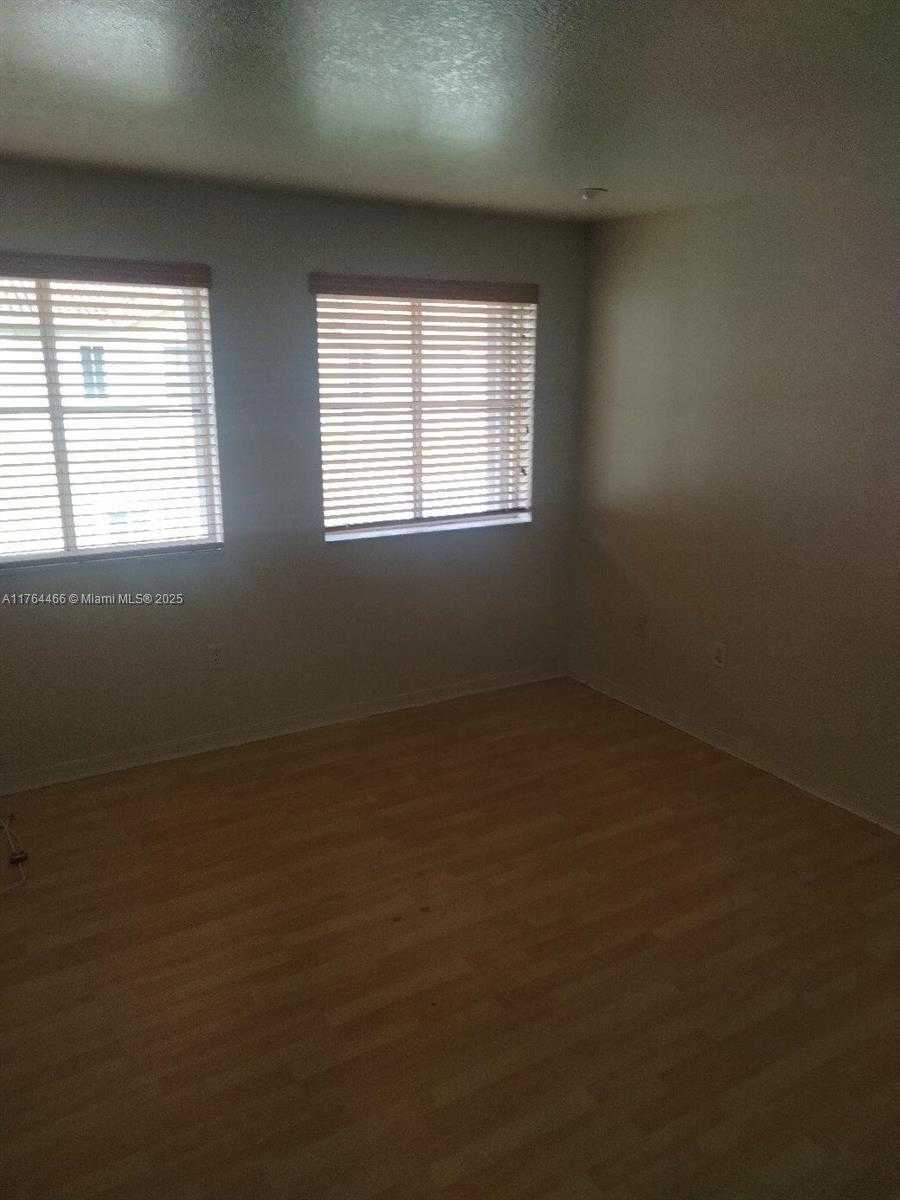 Small Image of 8976 WEST FLAGLER ST #1, Miami Number 3