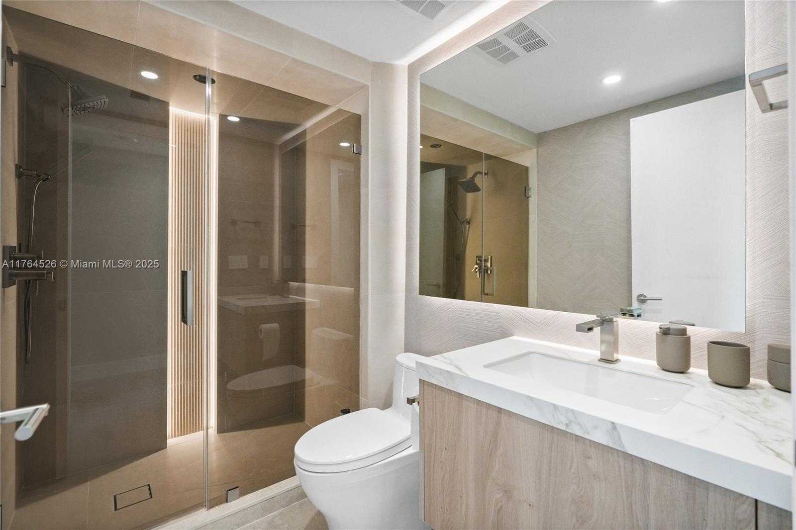 Small Image of 17875 COLLINS AVE #3906, Sunny Isles Beach Number 15