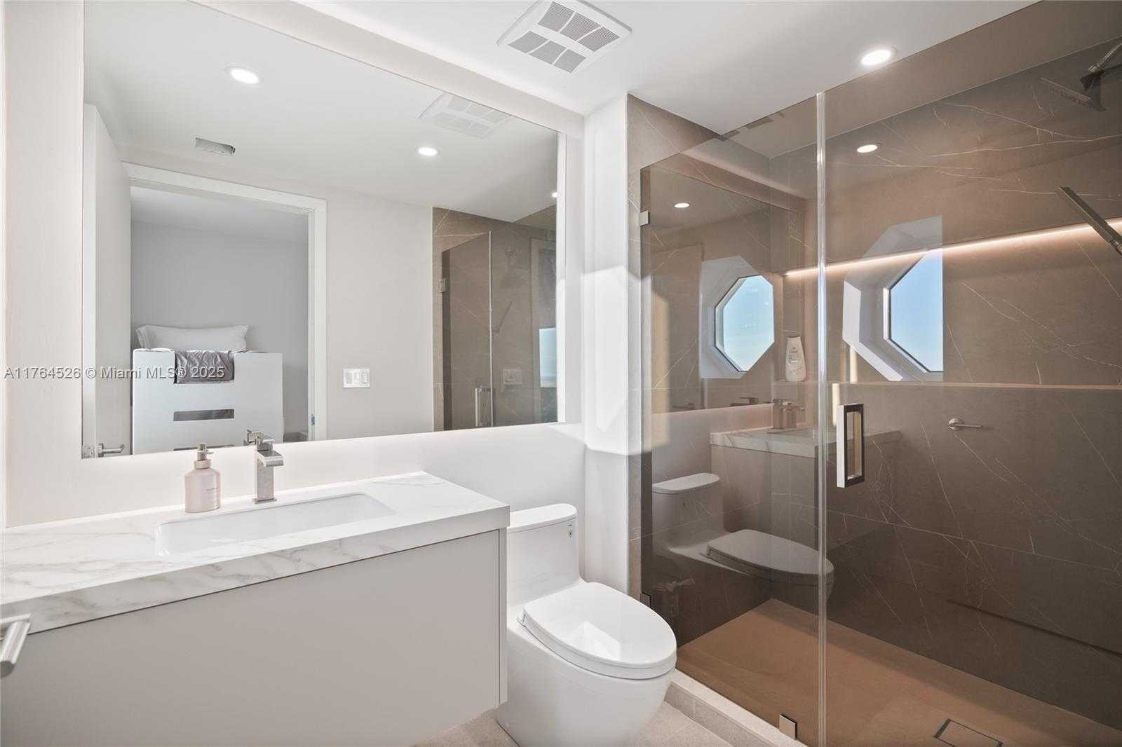 Small Image of 17875 COLLINS AVE #3906, Sunny Isles Beach Number 21