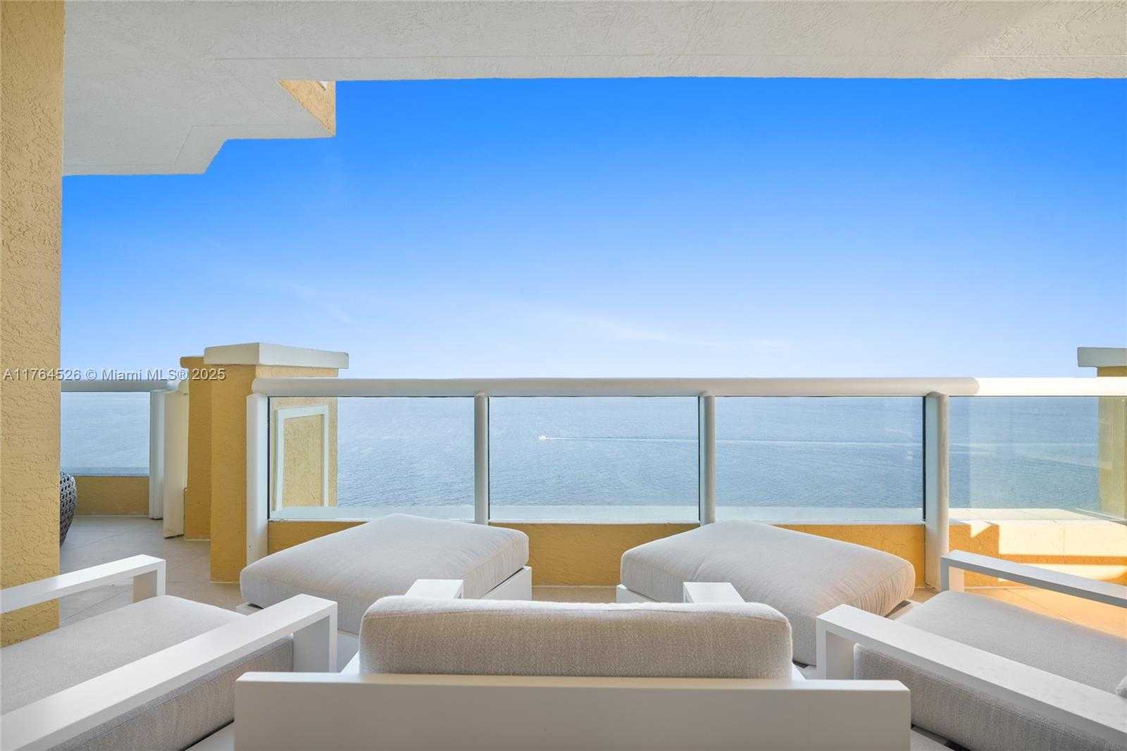 Small Image of 17875 COLLINS AVE #3906, Sunny Isles Beach Number 4