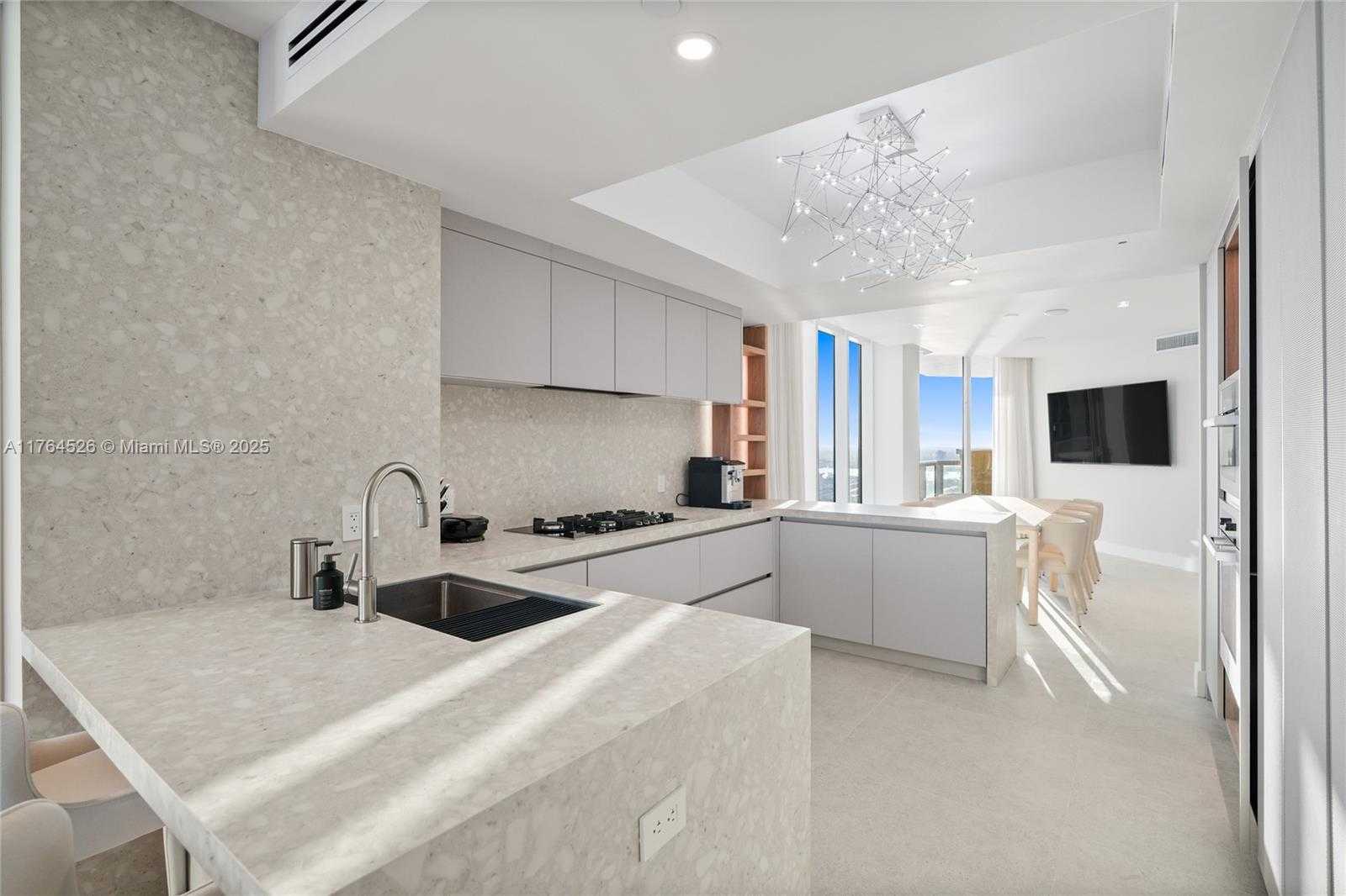 Small Image of 17875 COLLINS AVE #3906, Sunny Isles Beach Number 9