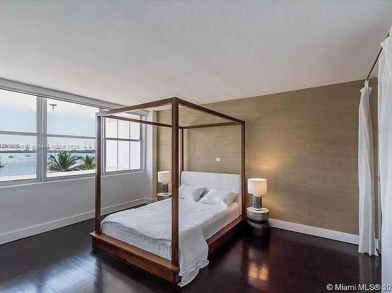Small Image of 20 ISLAND AVE #410, Miami Beach Number 9