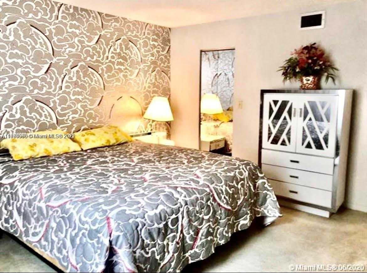 Small Image of 1865 SOUTH OCEAN DR #11B, Hallandale Beach Number 12
