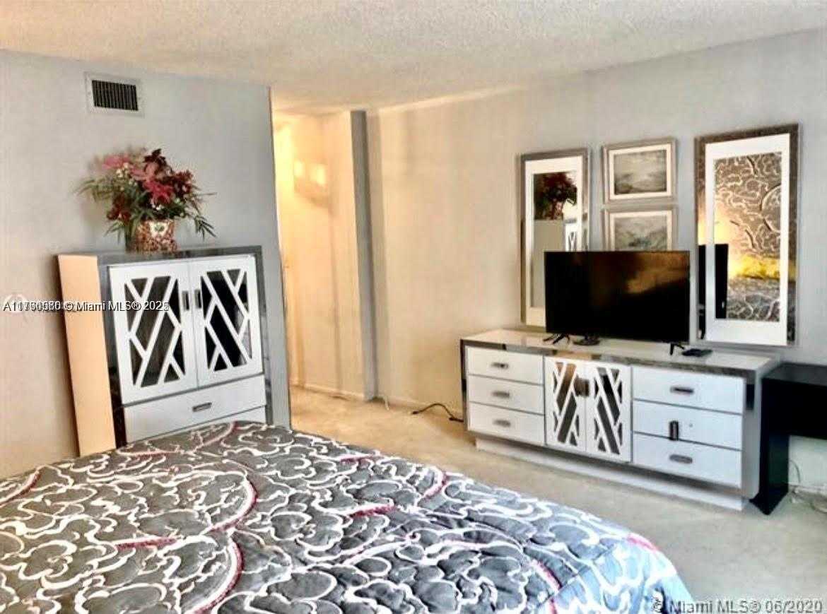 Small Image of 1865 SOUTH OCEAN DR #11B, Hallandale Beach Number 13