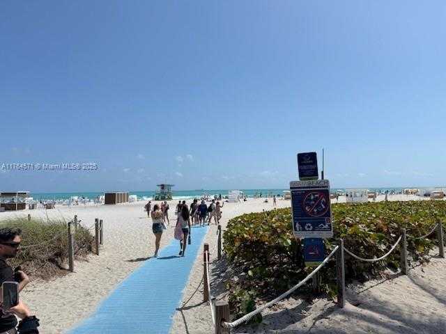 Small Image of 100 LINCOLN RD #520, Miami Beach Number 10