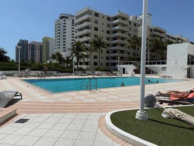 Small Image of 100 LINCOLN RD #520, Miami Beach Number 12
