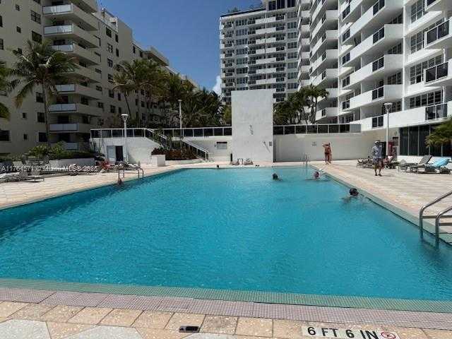Small Image of 100 LINCOLN RD #520, Miami Beach Number 13