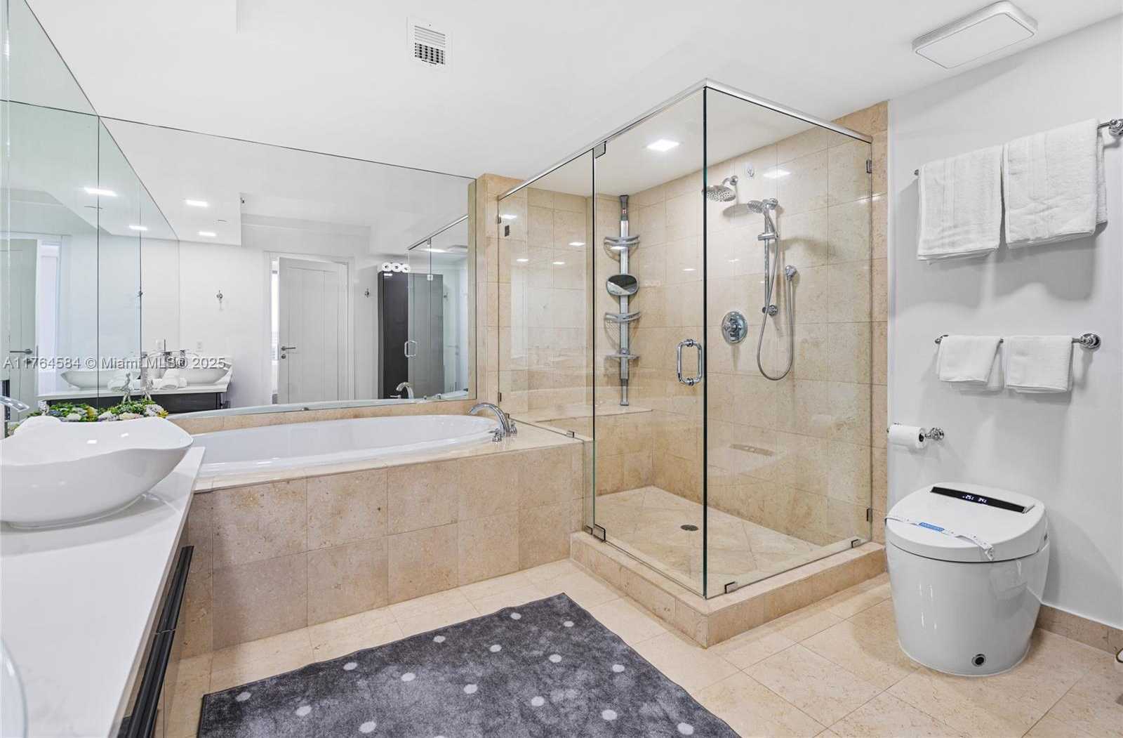 Small Image of 1830 SOUTH OCEAN DR #4304, Hallandale Beach Number 21