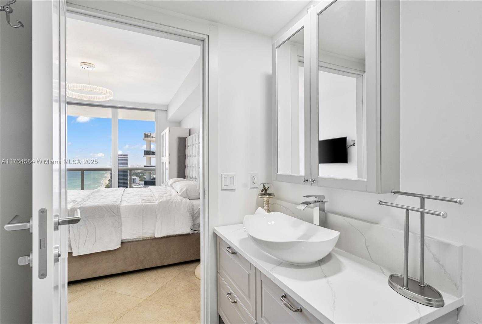 Small Image of 1830 SOUTH OCEAN DR #4304, Hallandale Beach Number 26