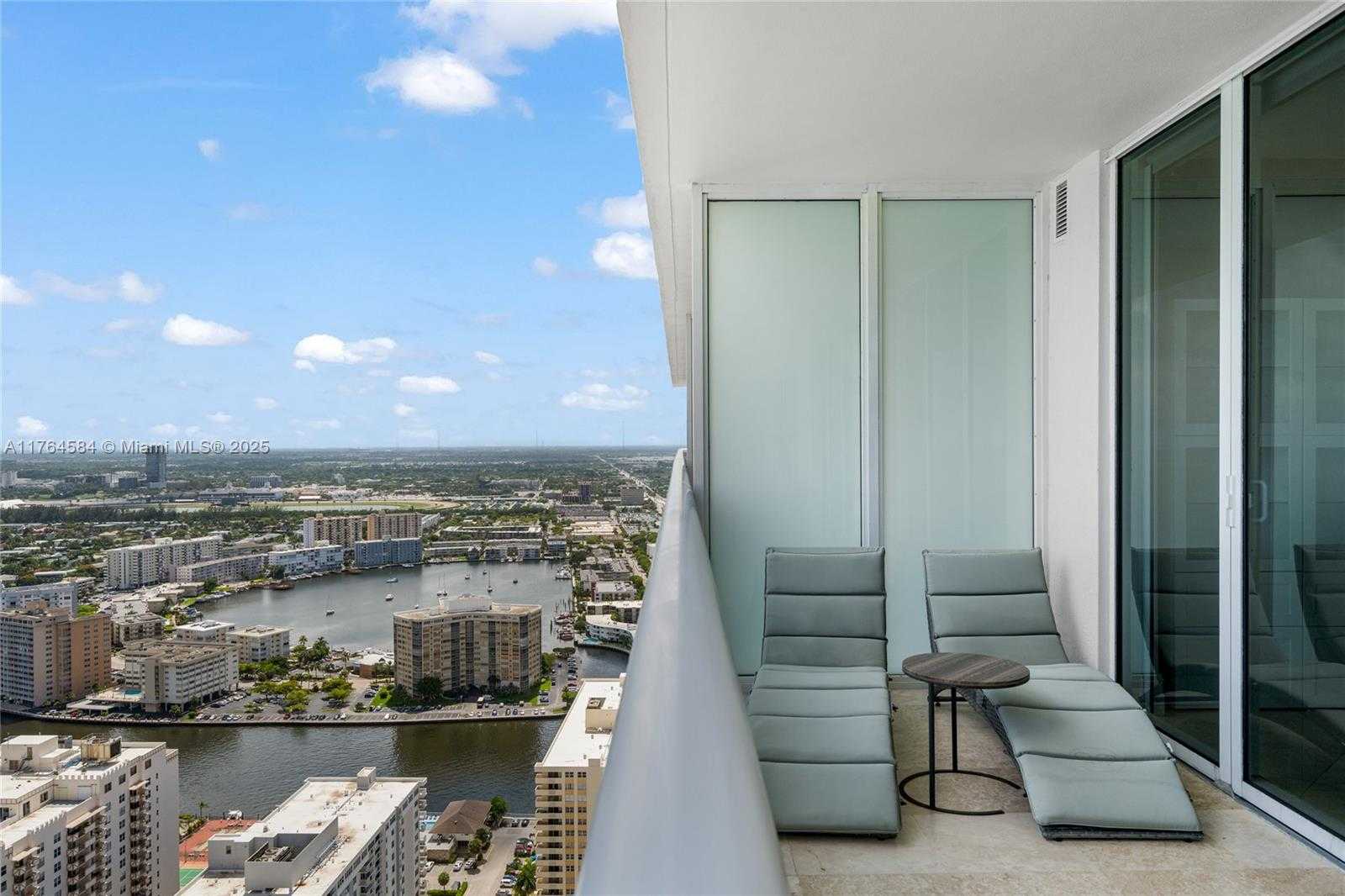 Small Image of 1830 SOUTH OCEAN DR #4304, Hallandale Beach Number 35