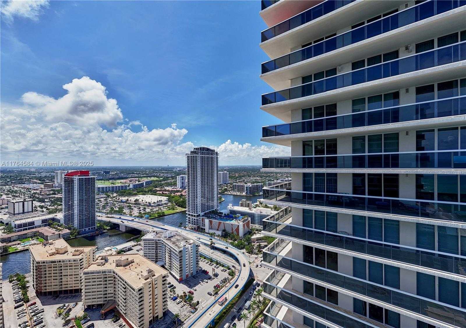 Small Image of 1830 SOUTH OCEAN DR #4304, Hallandale Beach Number 43