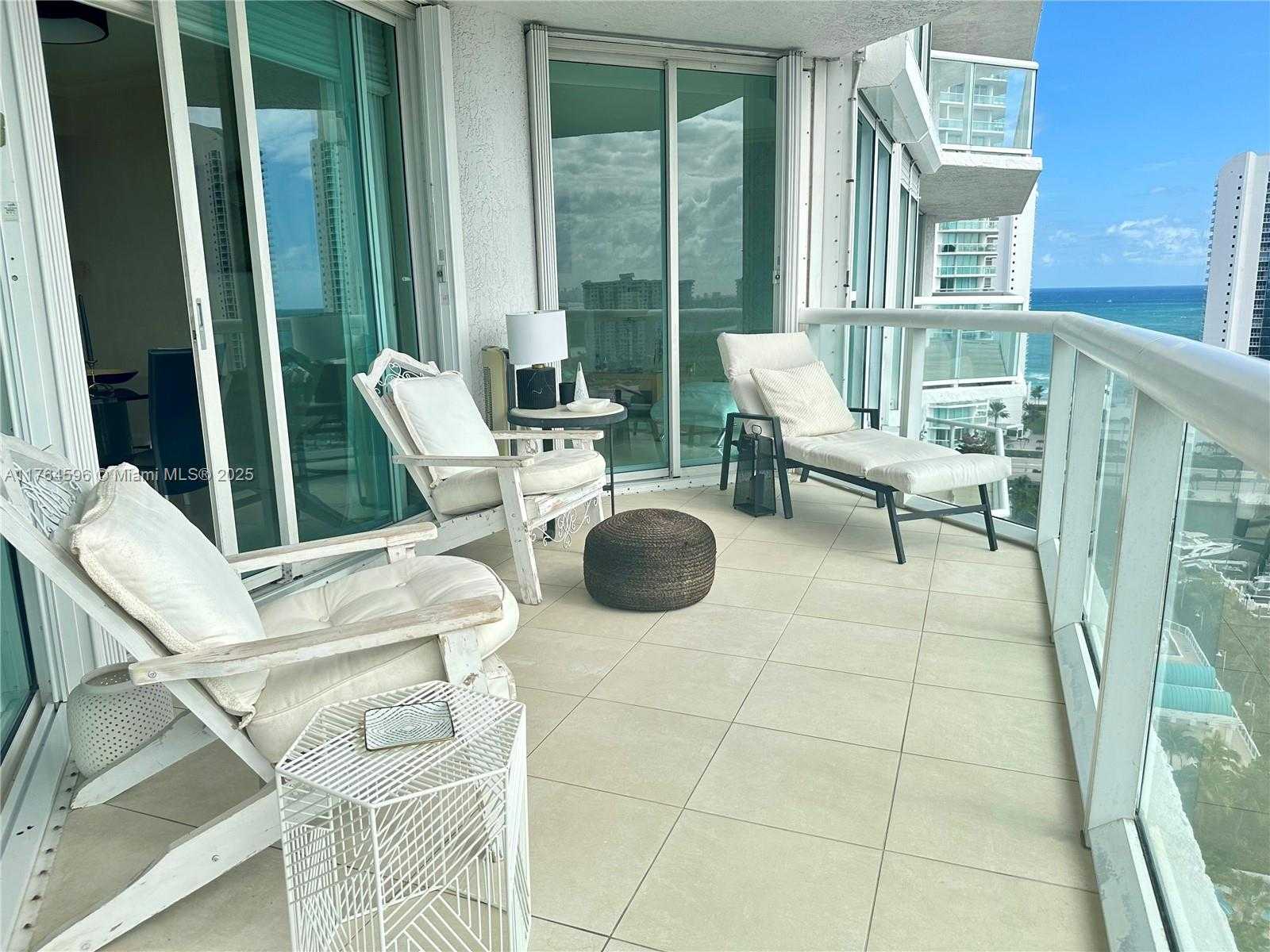 Small Image of 16500 COLLINS AVE #1954, Sunny Isles Beach Number 4