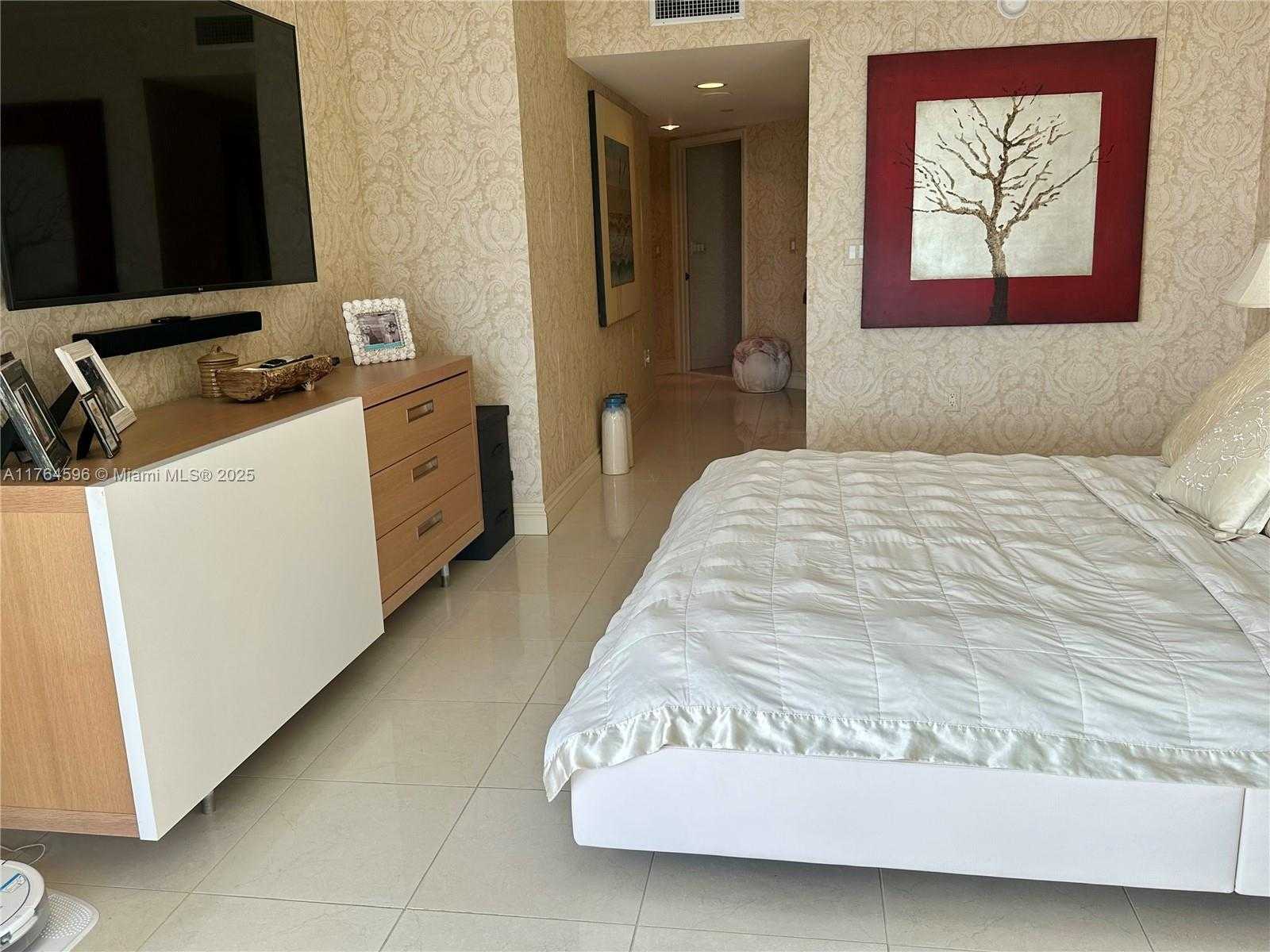 Small Image of 16500 COLLINS AVE #1954, Sunny Isles Beach Number 47